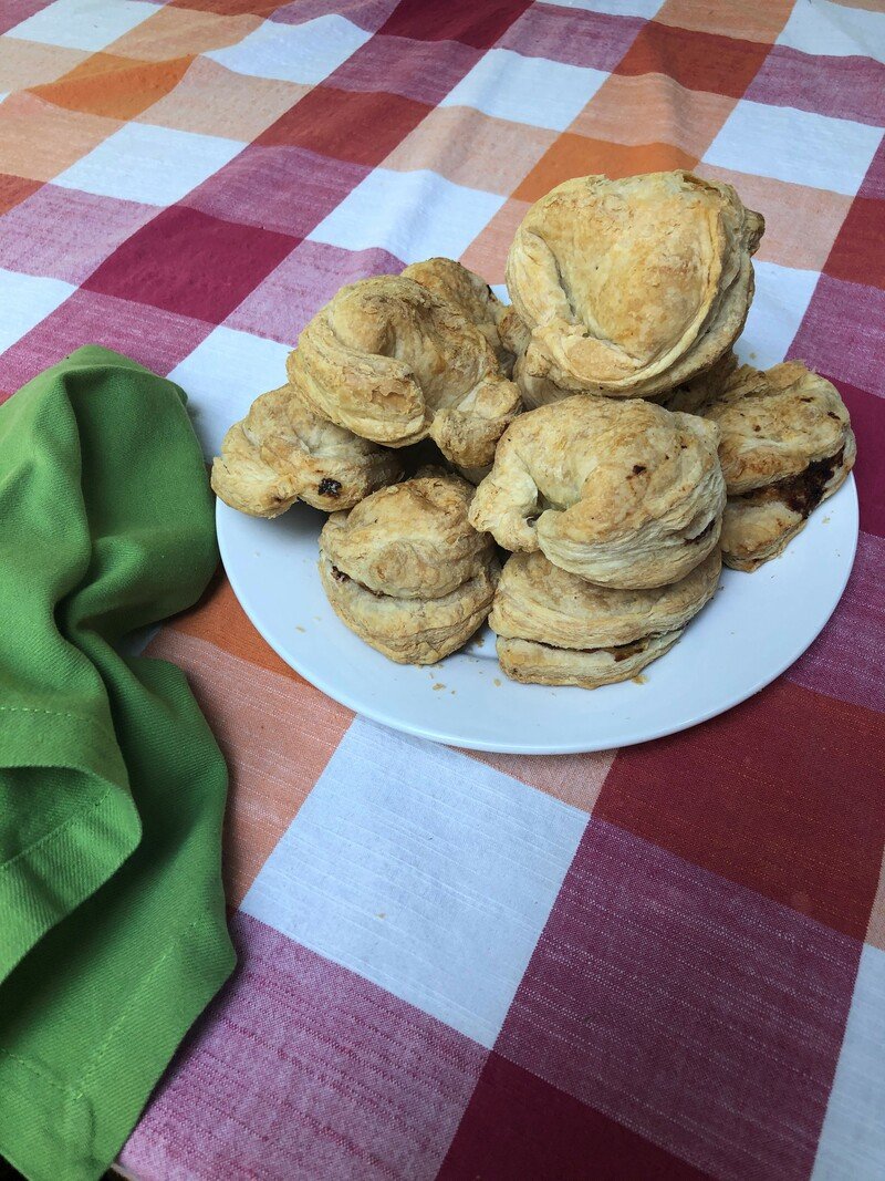 IMG_9611 (2) IMG_9611 (2)